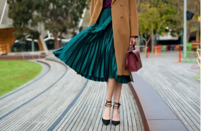 How to Style a Formal Pleated Skirt Outfit