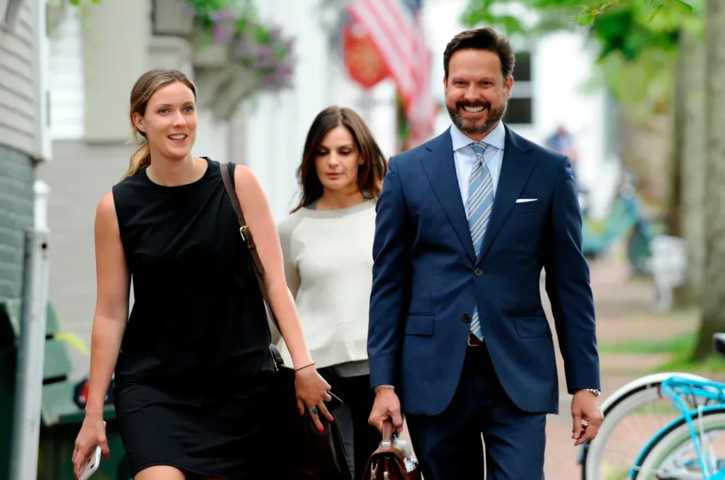 Alan Jackson Attorney Wife Untold Stories & Surprising Facts