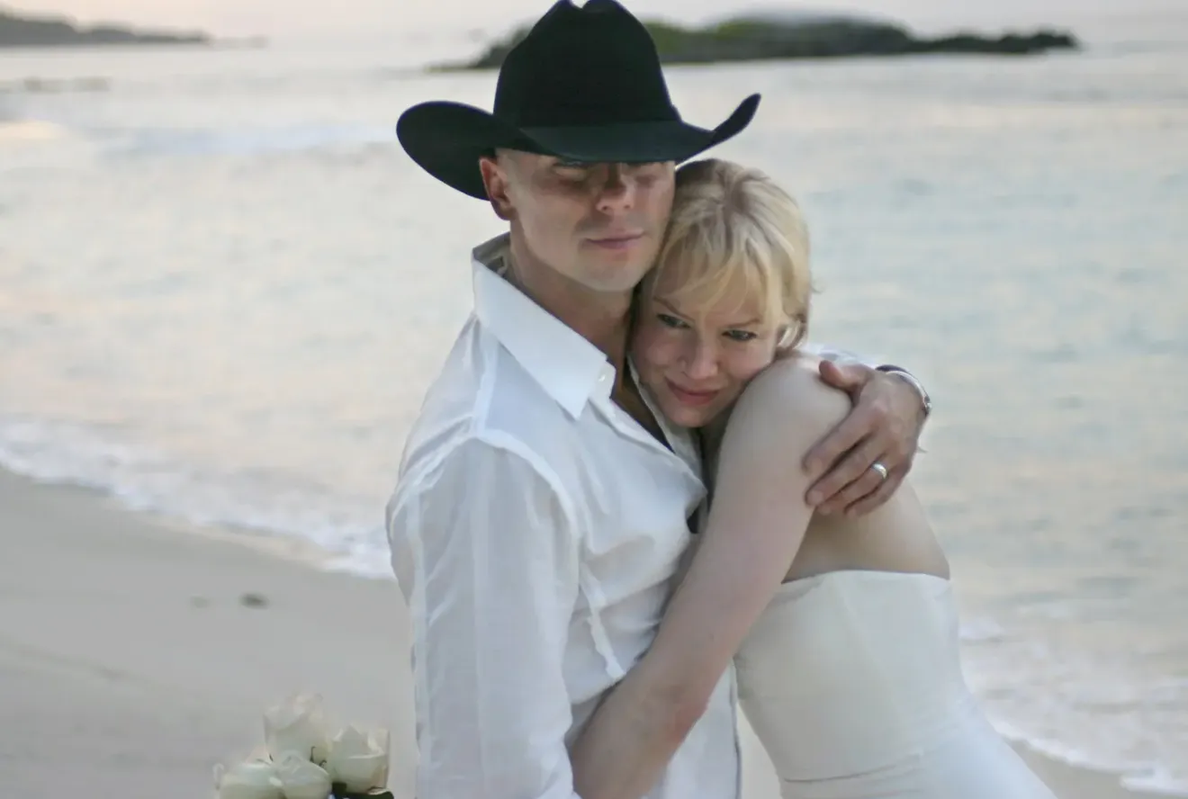 Kenny Chesney's Wife Inside His Love Story and Private Life
