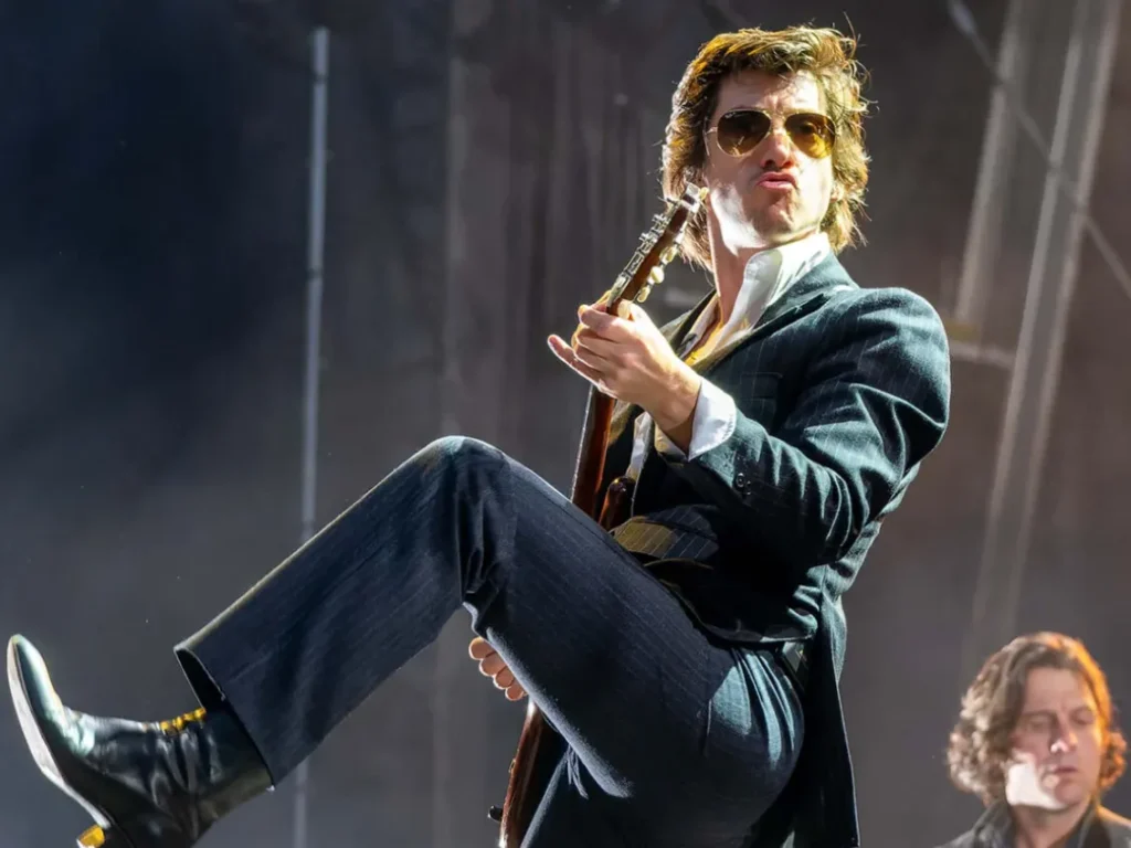 Alex Turner Height, Weight, Age, Net Worth, Career, And Full Bio In 2025