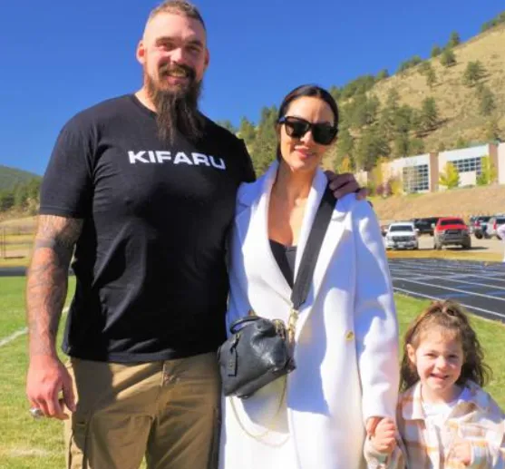 Derek Wolfe's Wife Inside the Life of the NFL Star's Partner