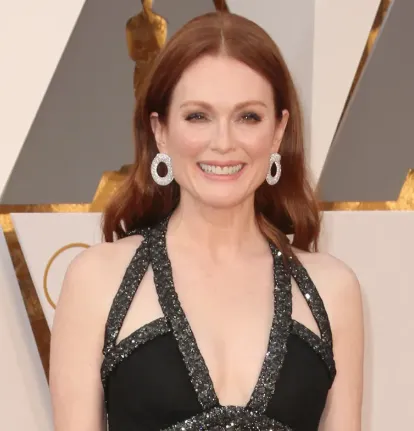 Julianne Moore Net Worth Shocking Wealth & Career Highlights