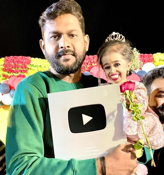 Jyoti Amge Age – Biography, Height, Family, Career, Net Worth & FAQs