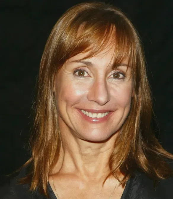 Laurie Metcalf Net Worth Revealing Her Incredible Fortune