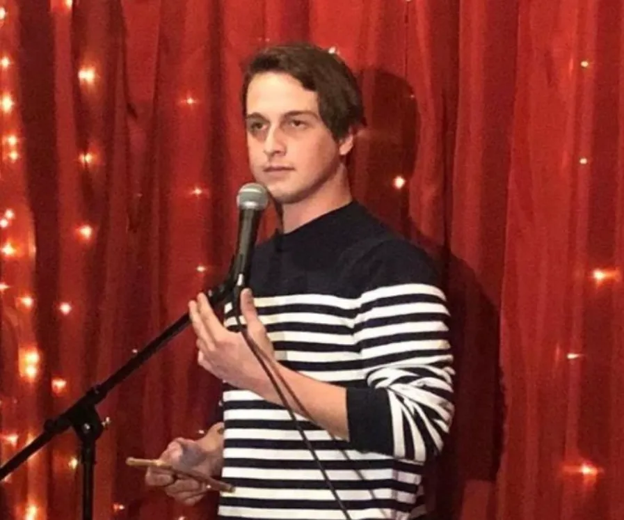 Mitch Holleman Age – A Detailed Look at the Life, Career and Net Worth of the “Reba” Star