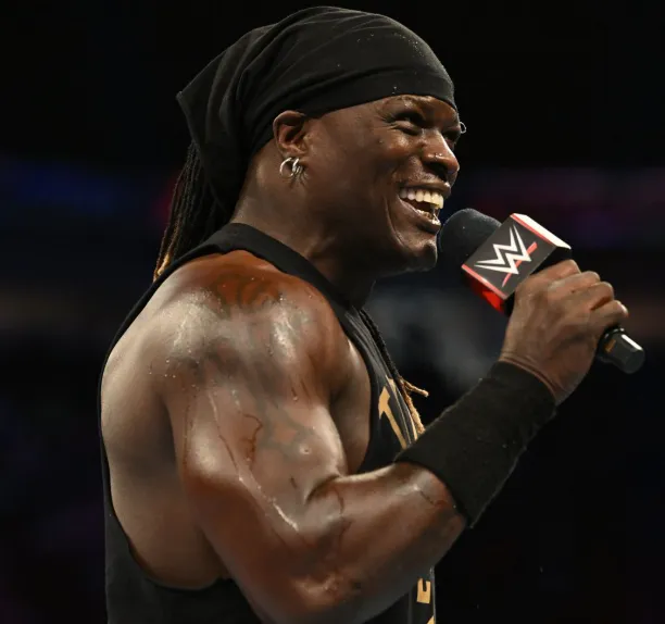 R Truth Age – Everything You Need to Know About WWE’s Most Entertaining Superstar