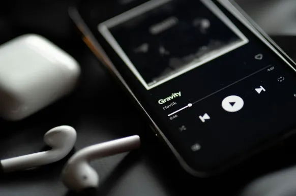 The Role of Playlists in Modern Romance How Music Says What Words Can’t