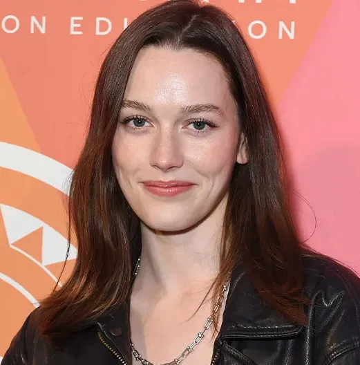 Victoria Pedretti Age – Full Biography, Net Worth, Lifestyle & FAQs (2025)