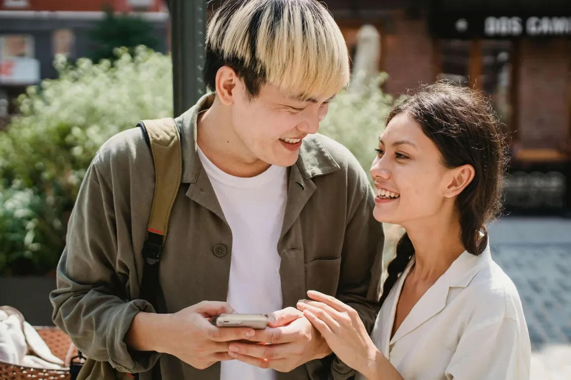 Flirty Match Nights With Simple Digital Boundaries