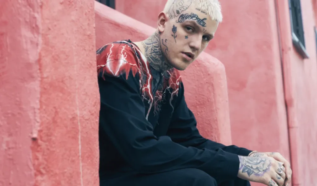 Lil Peep Age, Biography, Net Worth, Career, and Life Story