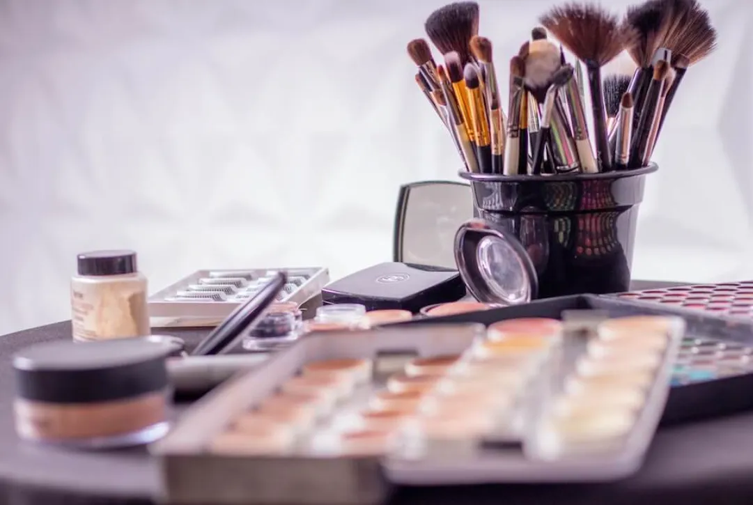 Makeup Brush Guide: Tools Every Makeup Lover Needs