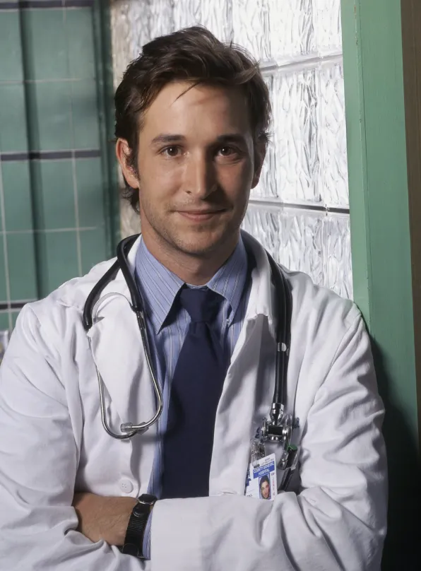 Noah Wyle Age, Height, Net Worth 2025, Wife, Career, and Life Story