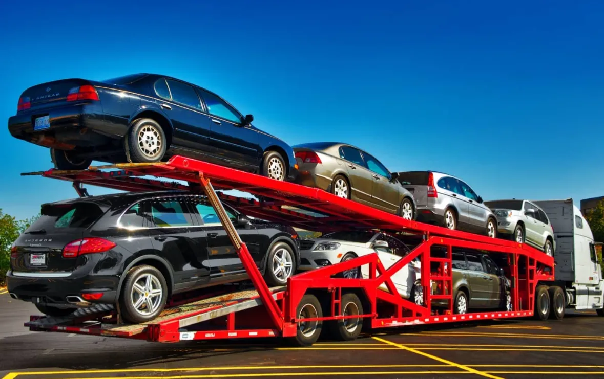 How Auto Transport Services Handle Your Vehicle